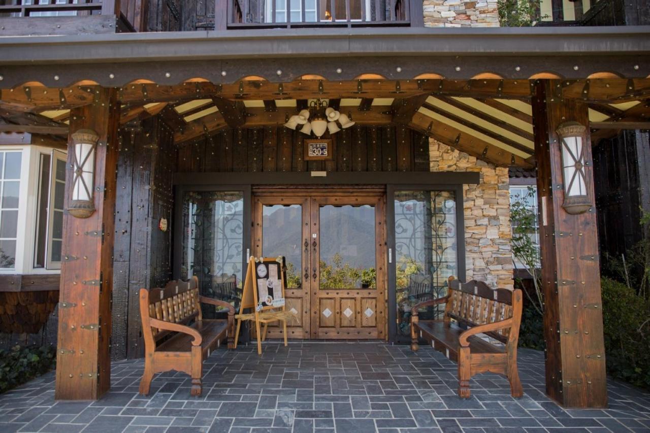 Black Forest Manor ريناي المظهر الخارجي الصورة